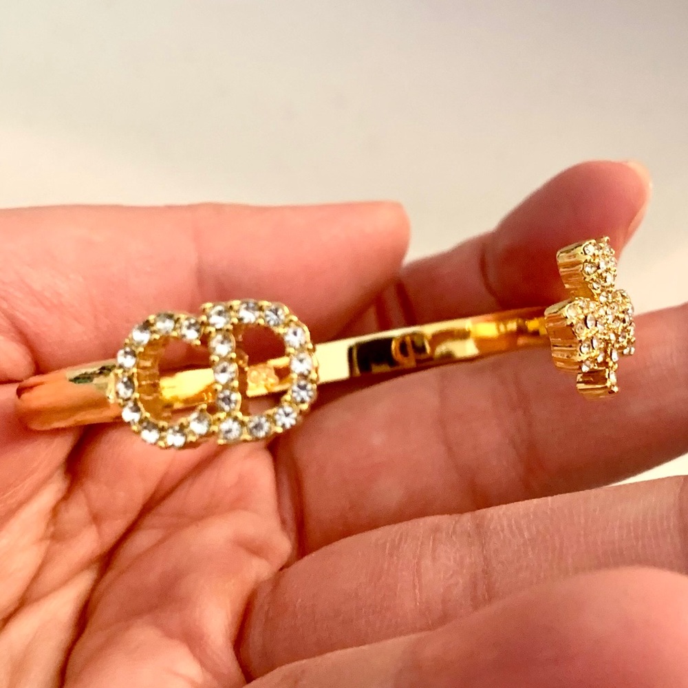 Cd Crystal Bangle - image 7